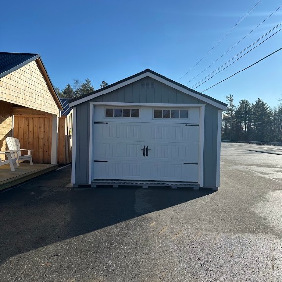 Colonial Garage